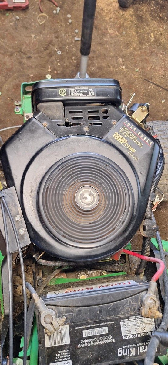 John Deere LX288 Briggs & Stratton 350777-1137-E1 18 HP Engine