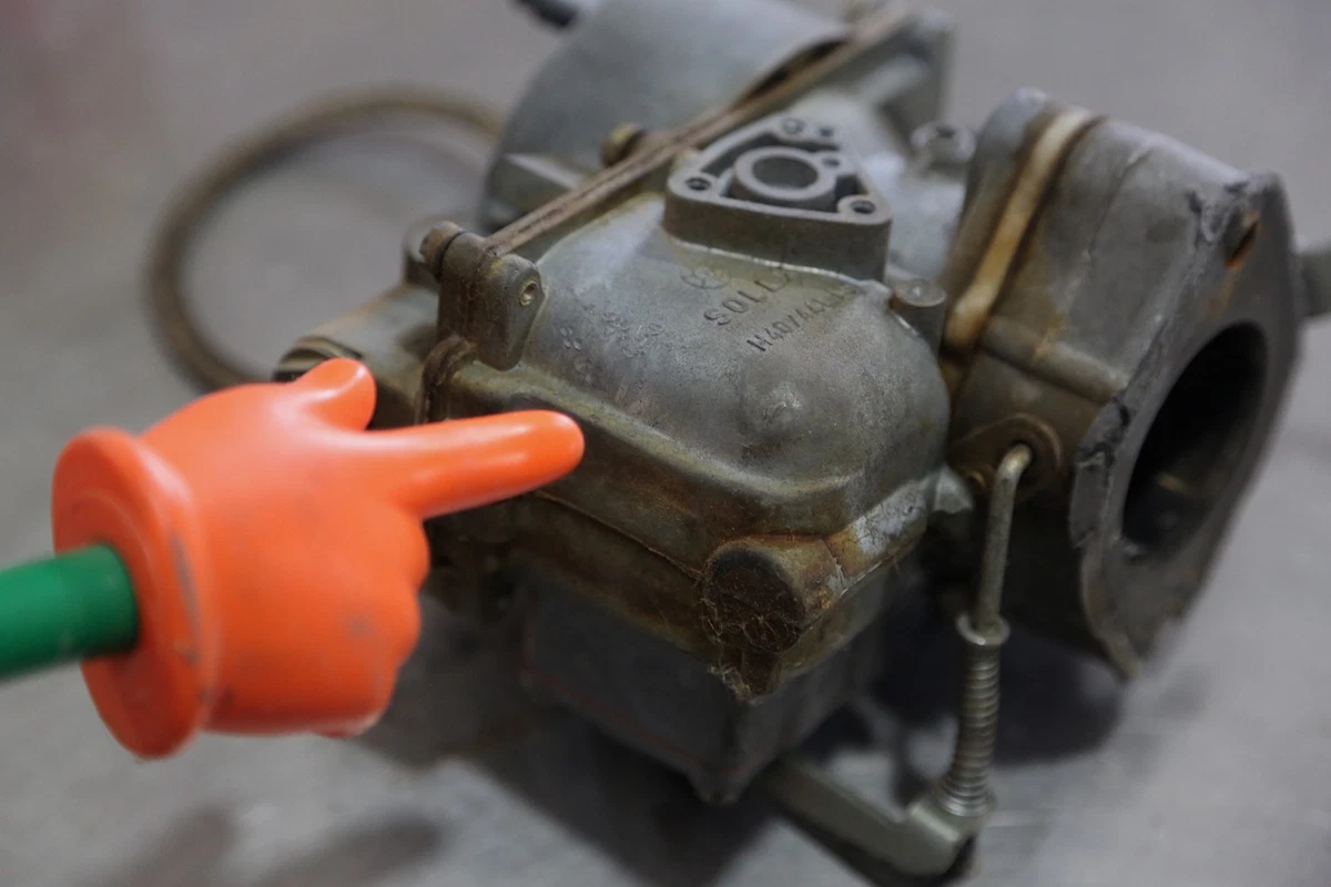 carburetor cleaning 8 - leaky gaskets