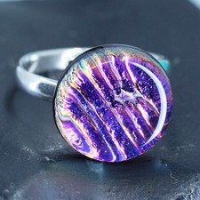 Size 6.75, w/ Sterling 925 silver handmade cocktail ring with pink foiled glass