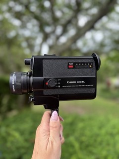 Canon 310XL Super 8 Movie Camera 8.5 25.5mm Zoom Lens w/ Original Case