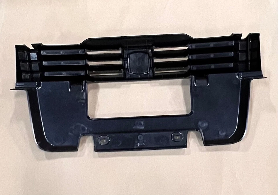 M158176: Rejilla delantera John Deere Gator HPX, XUV825E 825i 825M 855D 855E 855M Foto 2 de 3