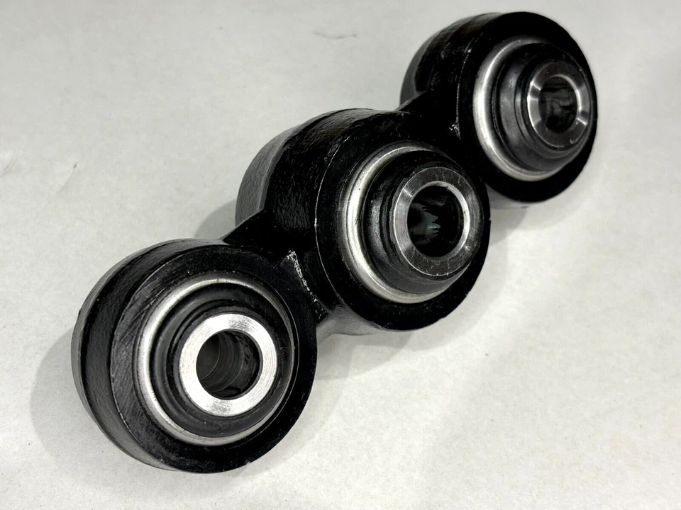 Rear Watts Linkage for Land Rover Discovery 2 Td5 & V8 RGD100550 - Image 2 of 3