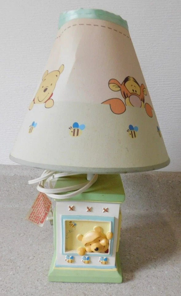 Lámpara infantil y luz nocturna Winnie The Pooh de colección años 90 línea para niños 17” **** LEER **** Foto 3 de 4
