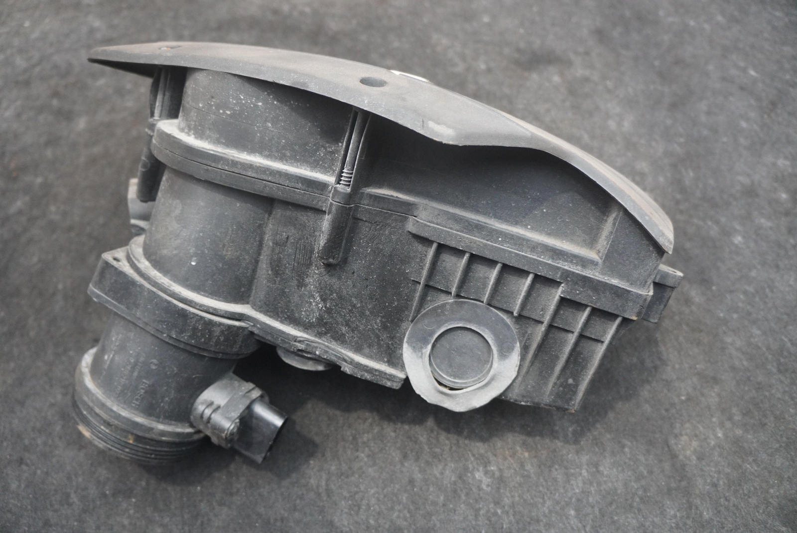 Left Air Cleaner Filter Box OEM 3W0129607G Bentley Continental GT 2005