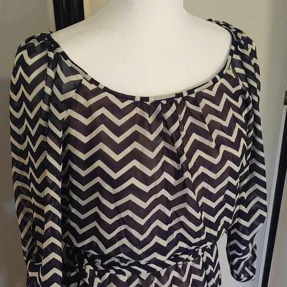 Speechless Navy Blue Zig Zag Patterned Dress - Sz… - image 3