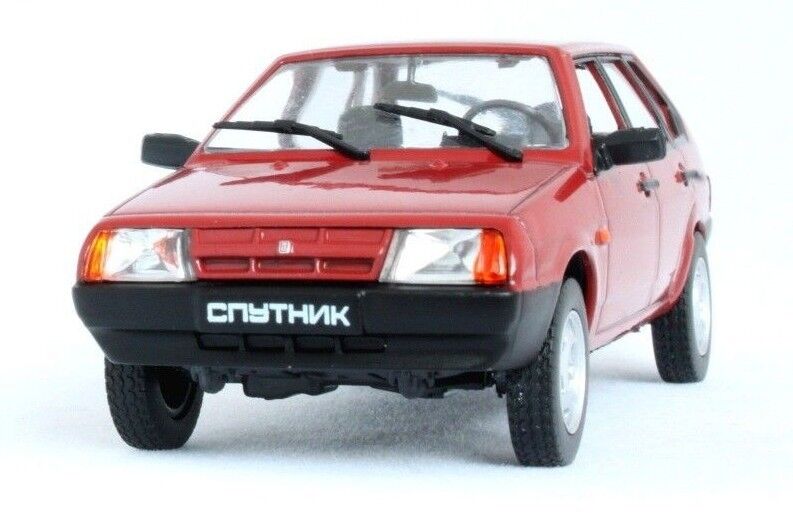 Triple 9 1:18 LADA 2108 SAMARA 1986 Limited Edition Simulation