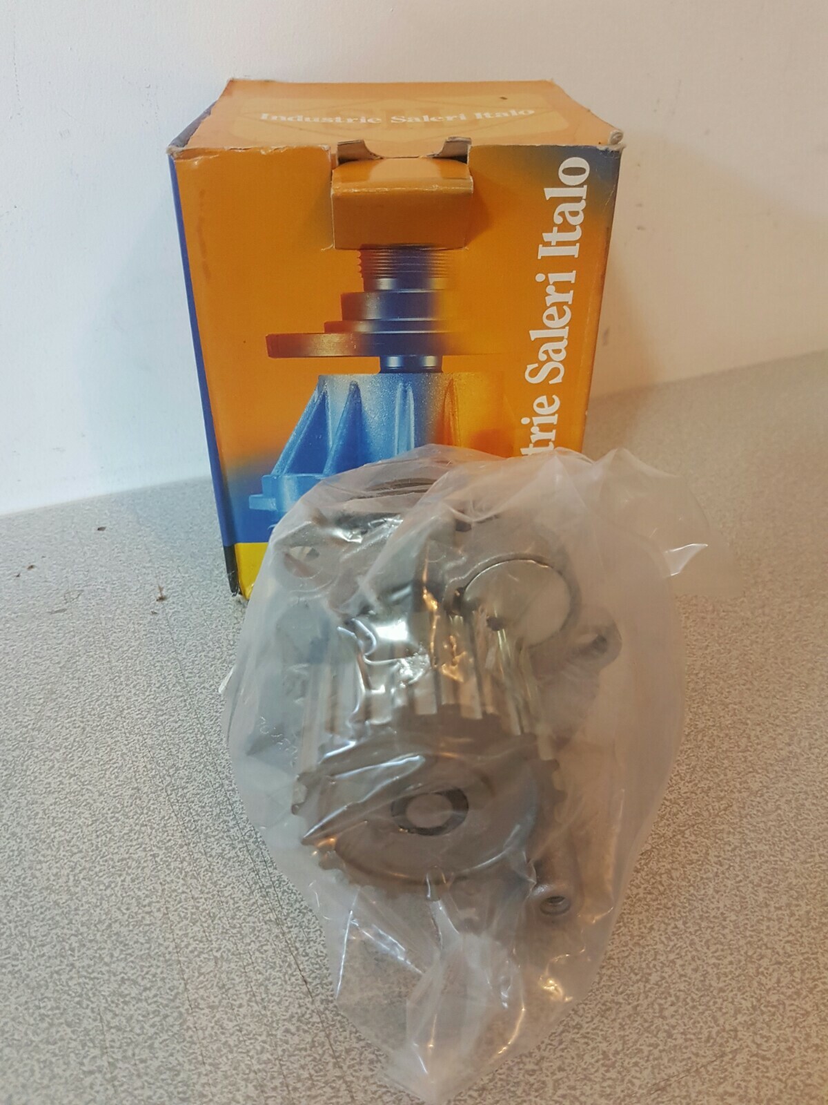 Pompe eau SIL PA1355 pour réparer fuite liquide refroidissement sur Polo et Ibiza SDI