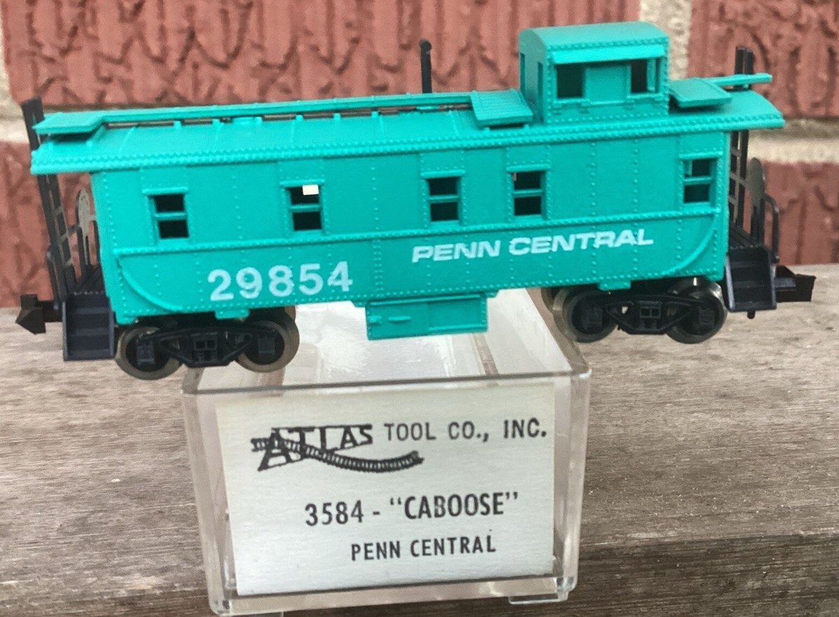 Atlas 3584 N-scale Penn Central Caboose #29854 | eBay
