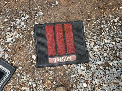 Vintage Red Datsun Plasticolor Rear Floor Mat 240Z 260Z 280Z