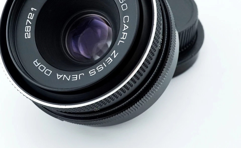 Black Carl Zeiss Jena DDR TESSAR Germany sharp lens 50mm f/2.8 M42 mount - Image 4 of 4