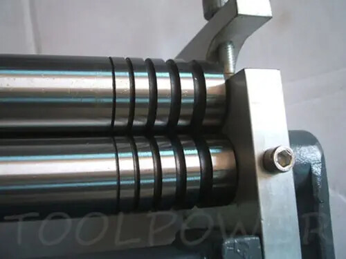 Kleine manuelle Stahlplattenwalzmaschine Metallplattenbiege Rundmaschine - Bild 3 von 7