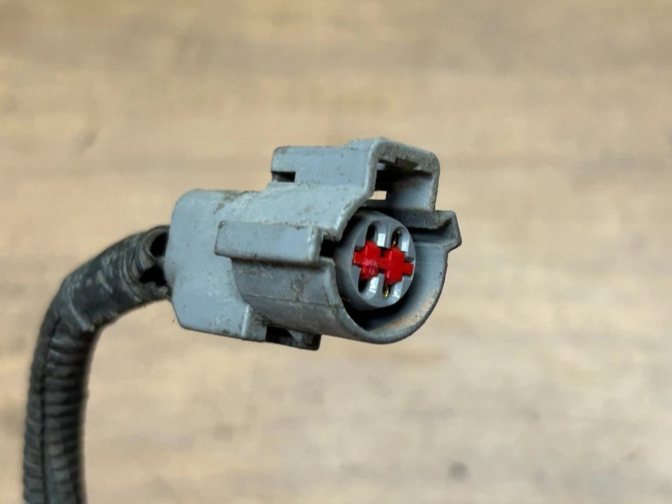 92-96 Ford F150 F250 F350 Pickup Only - Rear LICENSE PLATE Light WIRING HARNESS  - Image 3 of 4