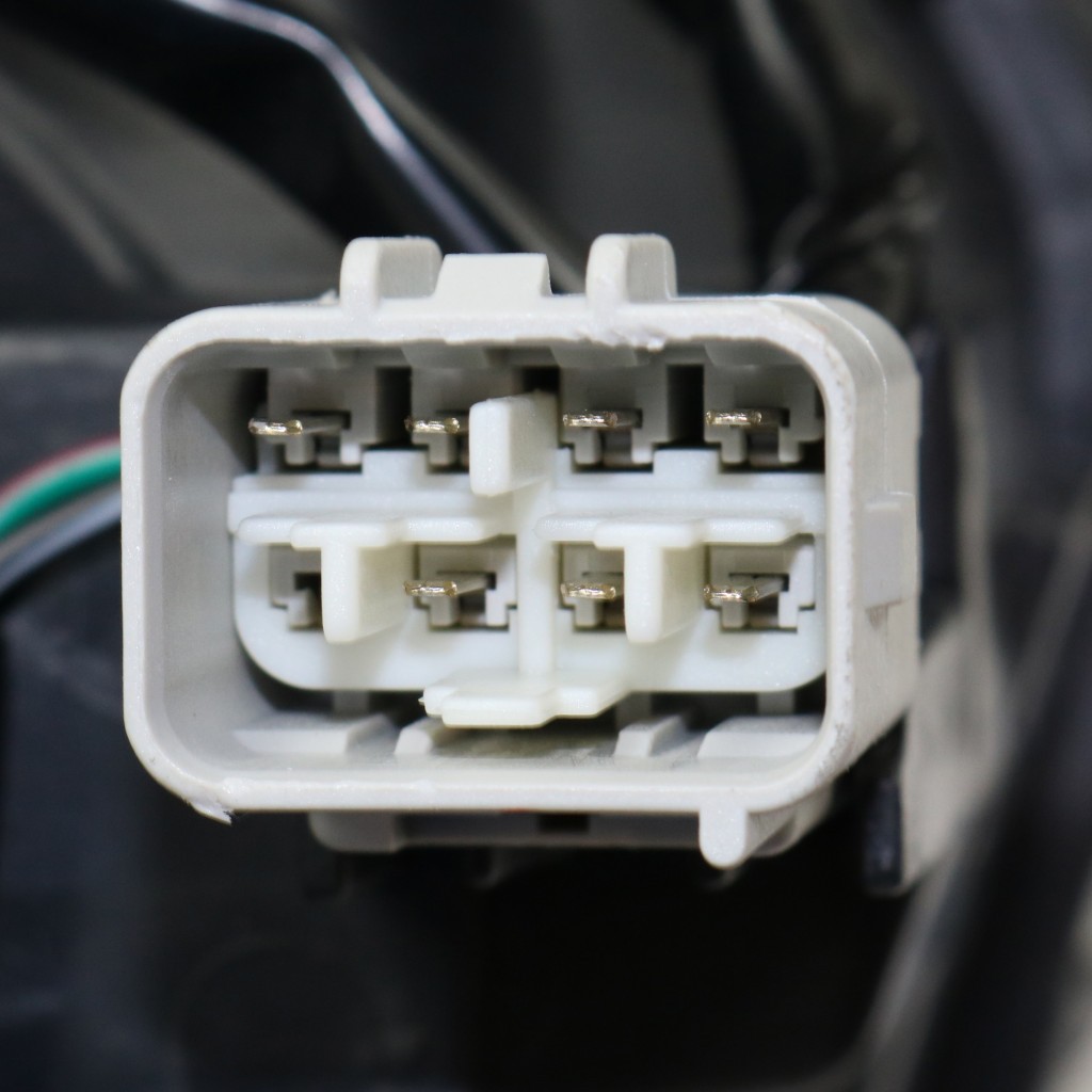 For Subaru Forester Headlight 2017 2018 Passenger Side Halogen For SU2503158