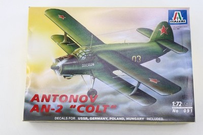 Italeri 1:72 Antonov AN-2 Colt Model Kit