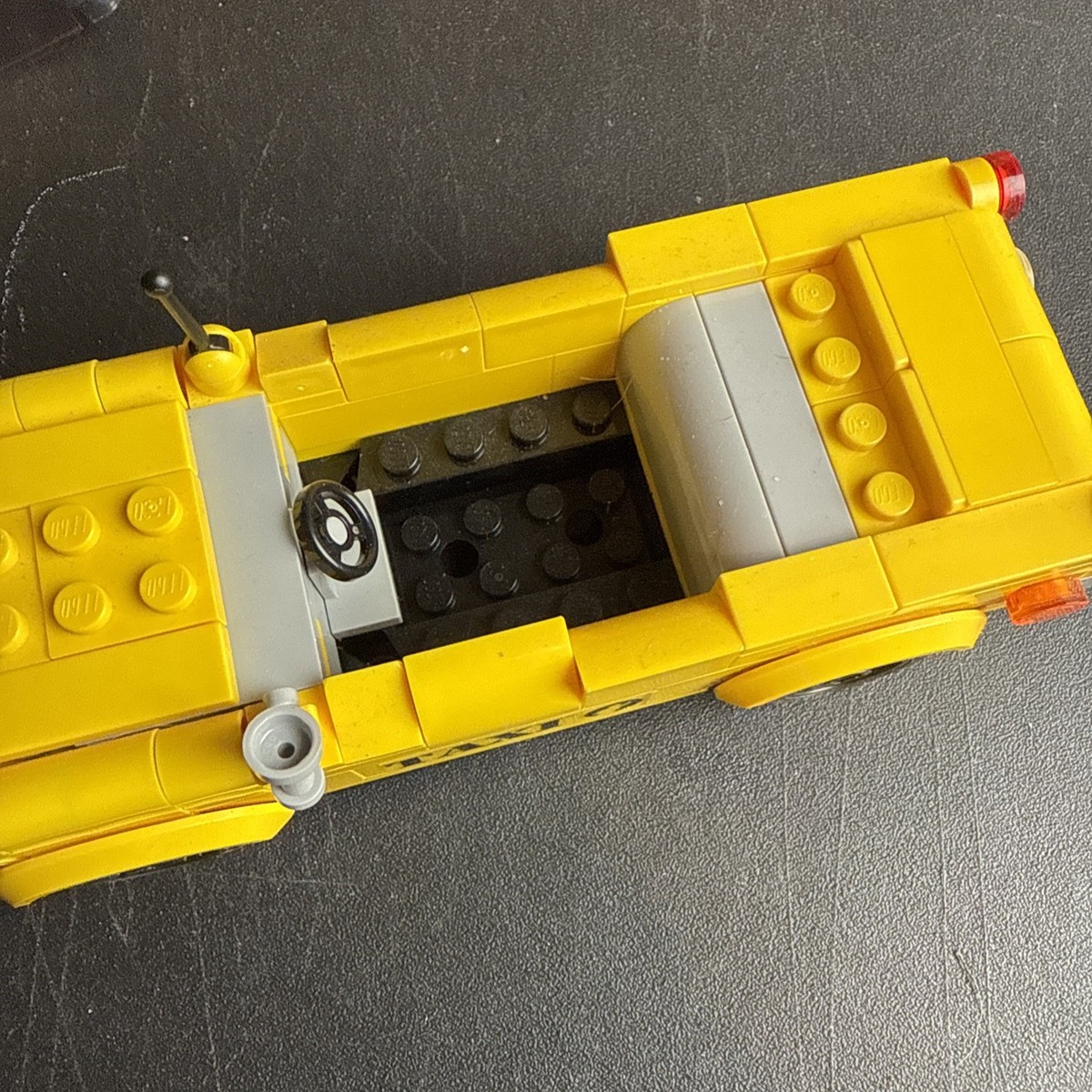 76178 LEGO Marvel: Daily Bugle Taxi Cab build only NYC CHECKER