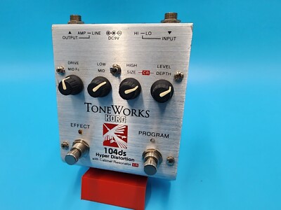 Korg Toneworks 104ds Hyper Distortion Guitar Effect Pedal Cabinet