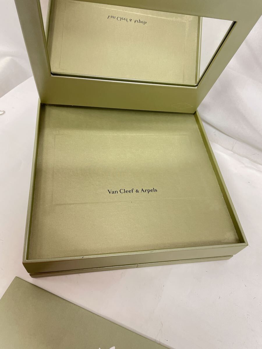Van Cleef & Arpels トラベルケース Van cleef & Arpels Necklace case Travel pouch VCA Jewelry