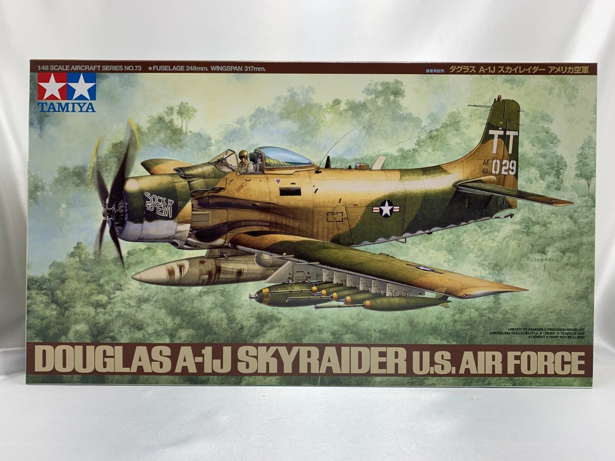 タミヤ 1/48 A-1J スカイレイダー 完成品 TAMIYA 1/48 McDONNEL DOUGLAS A-1J Sky Raider US Air Force Aircraft