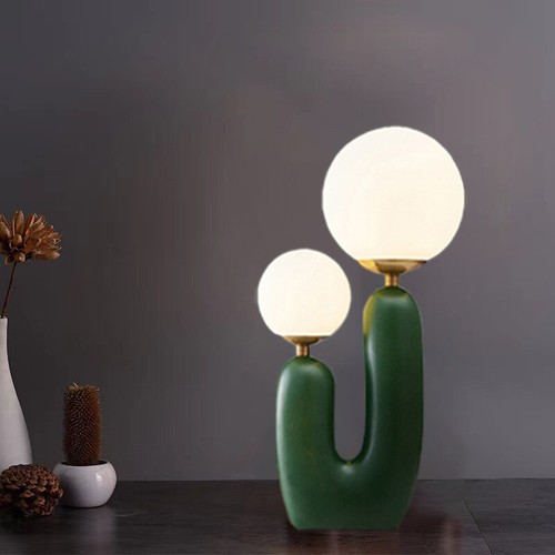Creative Nightstand Desk Lamp Nordic Living Room Bedside Bedroom Table Lamp - Picture 3 of 9