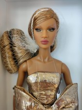 Nadja Rhymes Optic Gold NRFB Integrity Toys Fashion Royalty Nuface NO RETURNS 