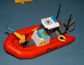 TOWN: CITY STARTER SET 60086 - LEGO - 2015 - USED CONDITION