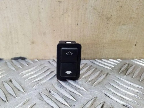 BMW 5 E39 Schalter für Fensterheber hinten links 8368974 3.0 Diesel 26118992