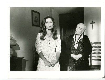 Queen Of Hearts-8x10-B&W-Promo-Still-Anita Zagaria-Eileen Way-NM