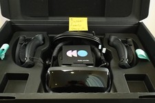 NEW Valve Index VR Headset Kit PCVR  2x New Controllers - NO BASE STATIONS