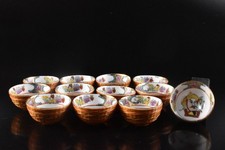 R1557 : Vente groupée tasse à thé en porcelaine de couleur chinoise personne moufle peinture