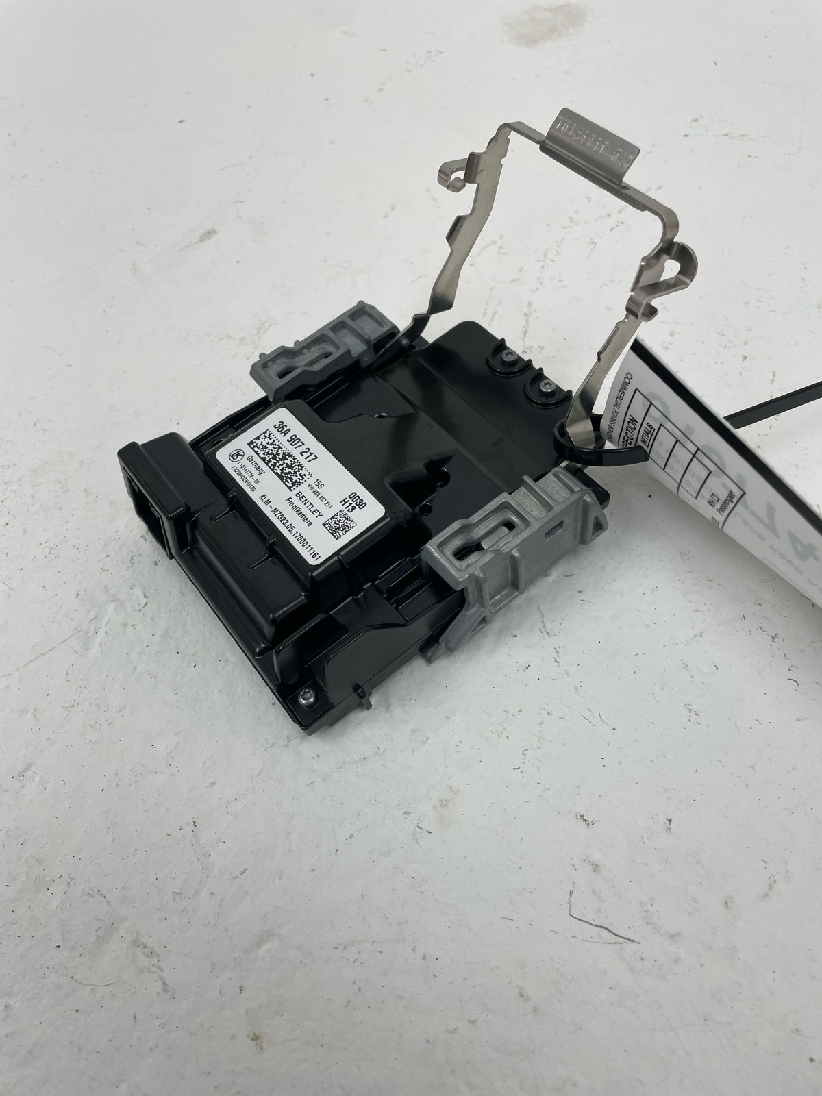 2015-2020 BENTLEY BENTAYGA Front WIndshield Lane Keep Assist Departure Camera