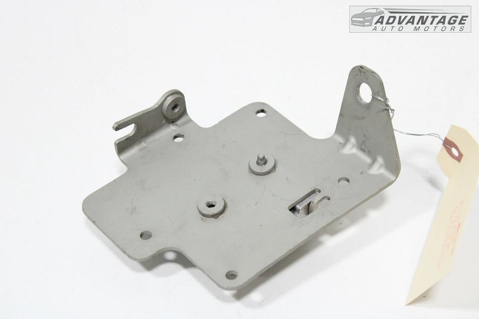 Lincoln Continental 2017-2020 transmisión automática enfriador de aceite soporte de válvula OEM Foto 3 de 4