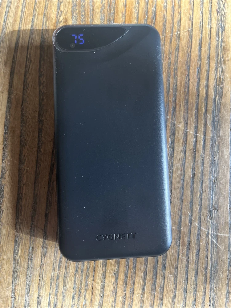 Power Bank 20,000 mAh Cygnett ChargeUp Boost USB/ c 2 USB Power Bank 20,000 mAh Cygnett ChargeUp Boost USB/ c 2 USB