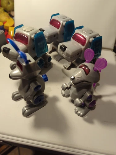  Vintage 5 McDonalds Happy Meal Toy  2000 Sega Poo-Chi Robot Dog Wind Up Toy 