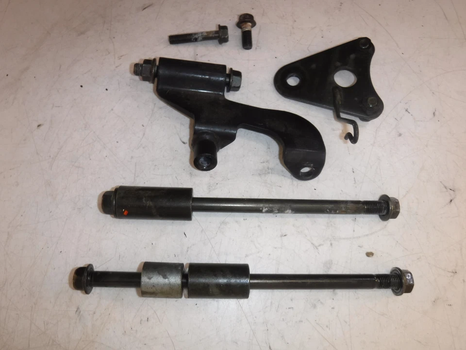 Honda Shadow Spirit 750 2005 pernos de montaje del motor accesorios tornillos del motor Foto 3 de 3