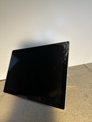 Microsoft Surface Pro (1st Generation) – Cracked Screen | eBay Microsoft Surface Pro (1st Generation) – Cracked Screen | eBay