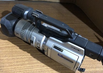 Sony DCR-VX2000 Digital Handycam Set w/Case - Untested | eBay Sony DCR-VX2000 Digital Handycam Set w/Case - Untested | eBay