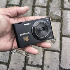 90 new Samsung MV900f Digital Camera 16.1 MP 5x Optical Zoom Touch Screen Black