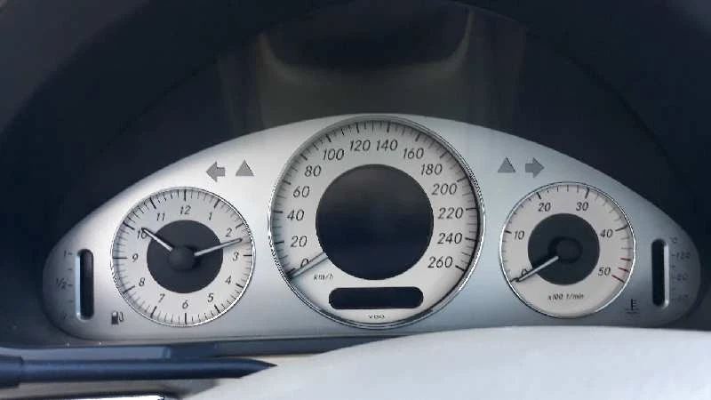 211730010528 PUERTA TRASERA IZQUIERDA PARA MERCEDES-BENZ CLASE E W211 9354652 - Imagen 4 de 4