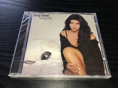 GIUSY FERRERI FOTOS CD VERSIEGELT 2009 SONY