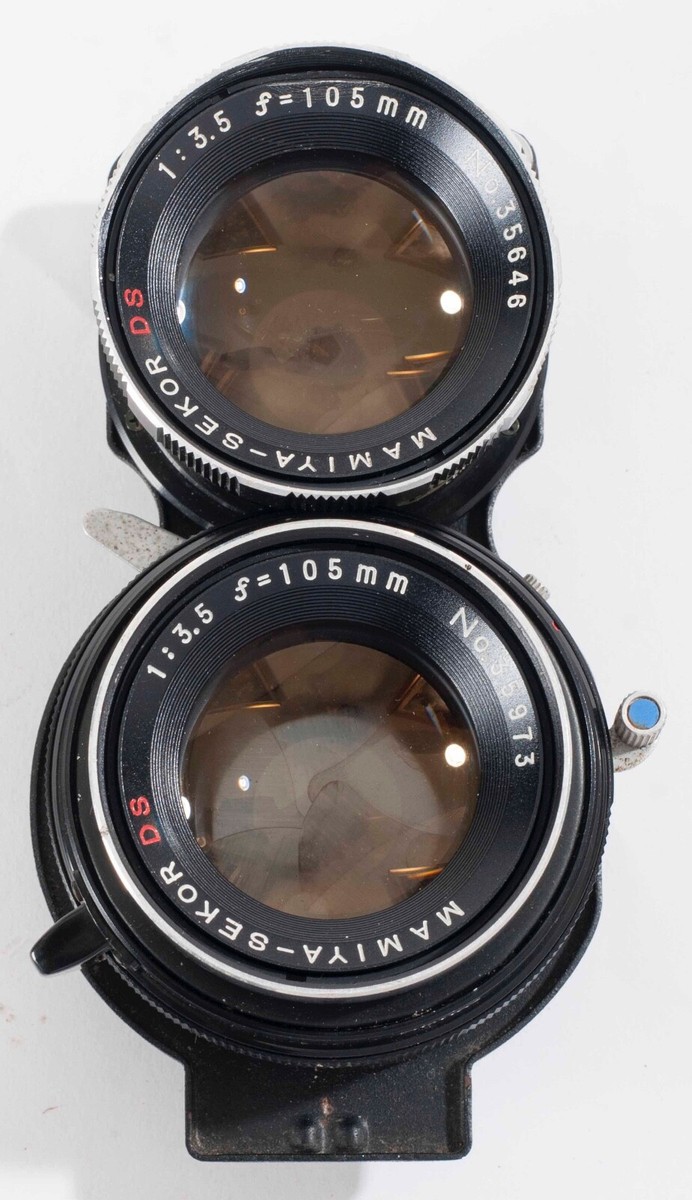 MAMIYA C220 PRO SEKOR 105mm F3.5 二眼レフカメラ MAMIYA C220 PRO SEKOR 105mm F3.5 二眼レフカメラ