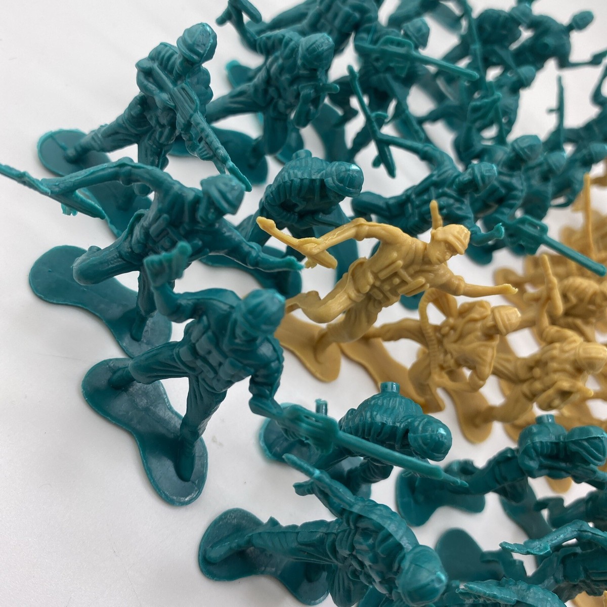 Army Men Lot Mixed. Greenbrier, Ja-Ru and Generic Made in China