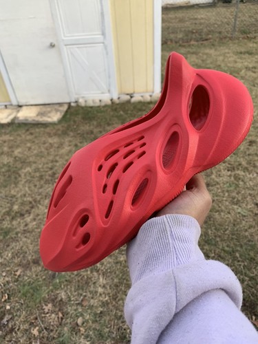 red october foam runner