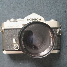 Konica Autoreflex T3 SLR Spiegelreflexkamera mit Zubehör