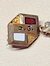 ANTIQUE 1932 HIGH SCOOL SENIOR PIN ,?THIS PIN IS VERY SMALL?