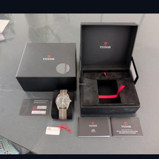 TUDOR Black Bay Fifty-Eight 79030N 39mm Black Dial Grey Fabric Strap Full Set