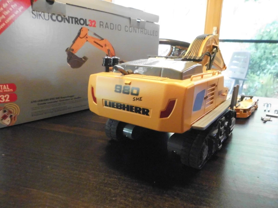 SIKU CONTROL 32 Liebherr R980 SME Raupenbagger 6740 mit OVP - Bild 4 von 4