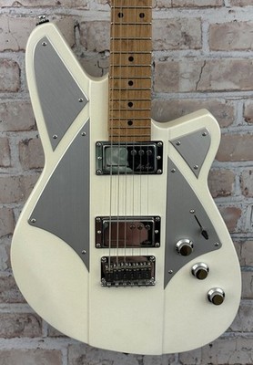 Reverend Billy Corgan Signature - Pearl White