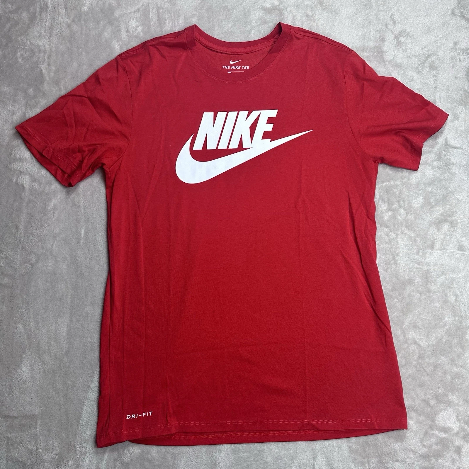 Nike Sportswear~Men's~Red/White Icon Futura Crewneck Athletic Cut T-Shirt~sz M