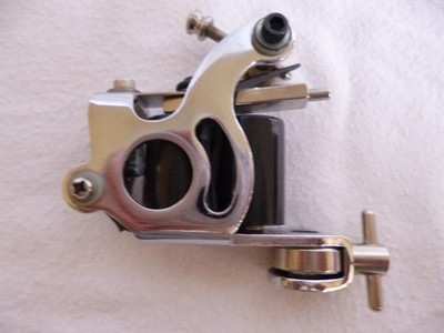 klassische Spulen-Tätowiermaschine (Coil Tattoo Machine)