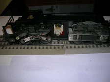 LIONEL POST WAR DIESEL LOCO  LOT#R9 ERIE 610 RUNS GOOD